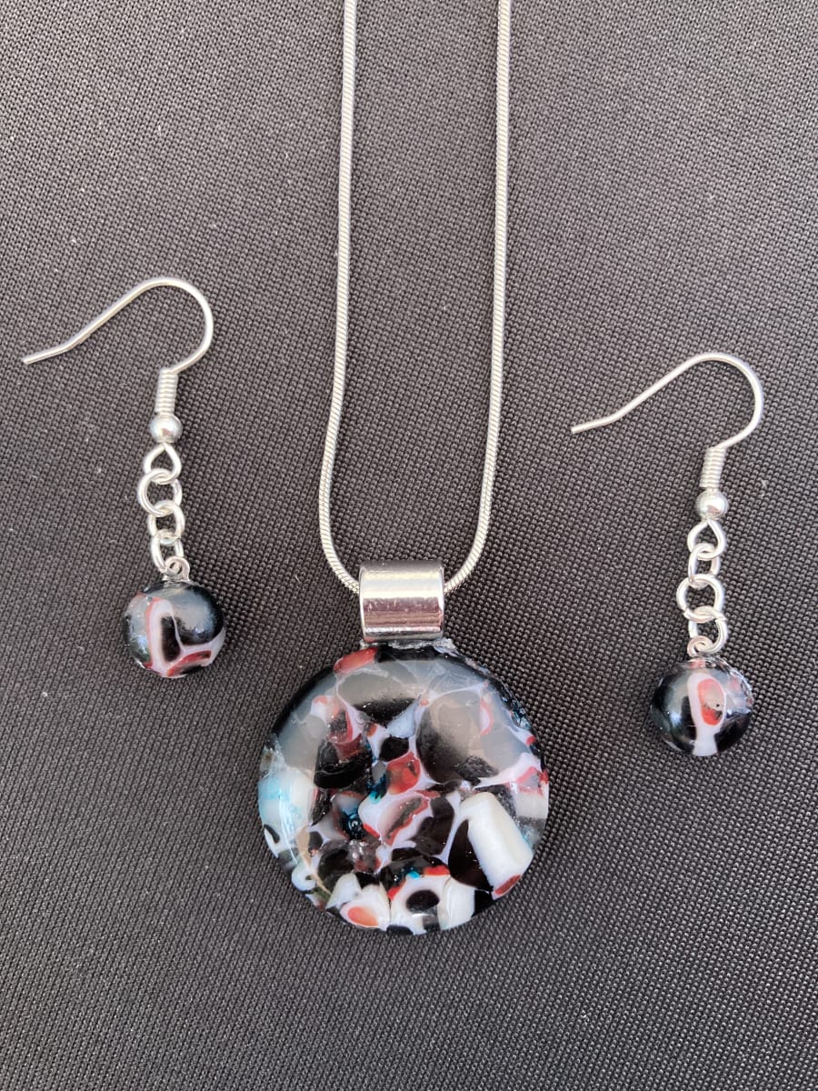 Pendant and earring set. #30 