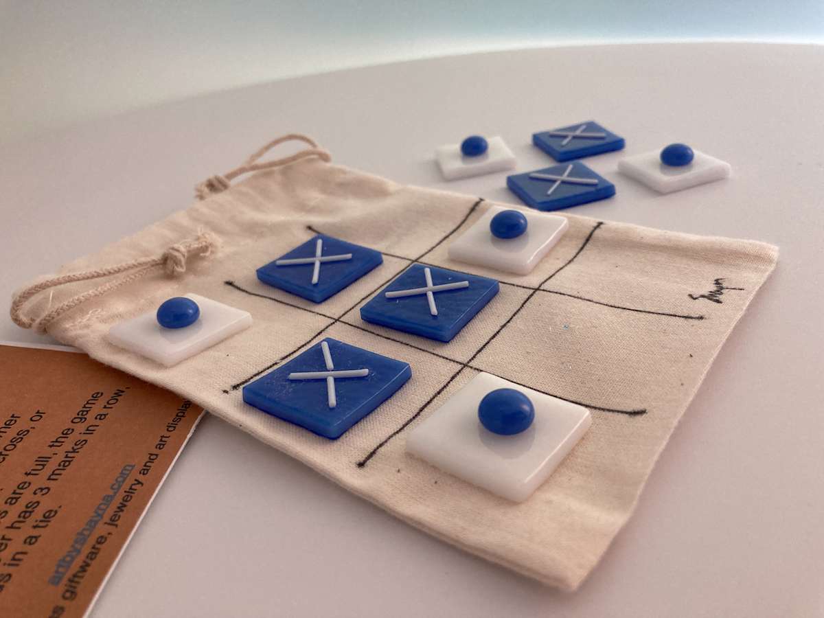 Tic Tac Toe in-a-bag #4, Image 2.