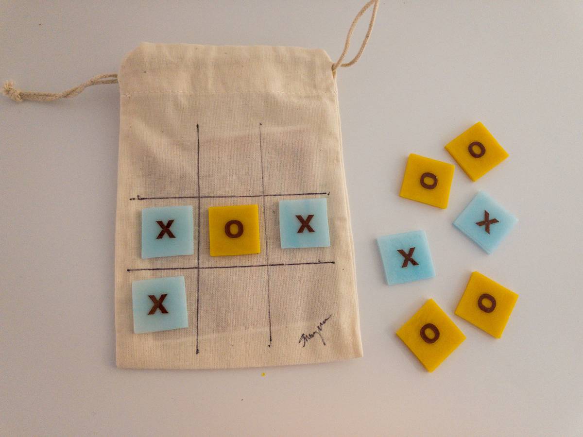 Tic Tac Toe in-a-bag #9, Image 1.