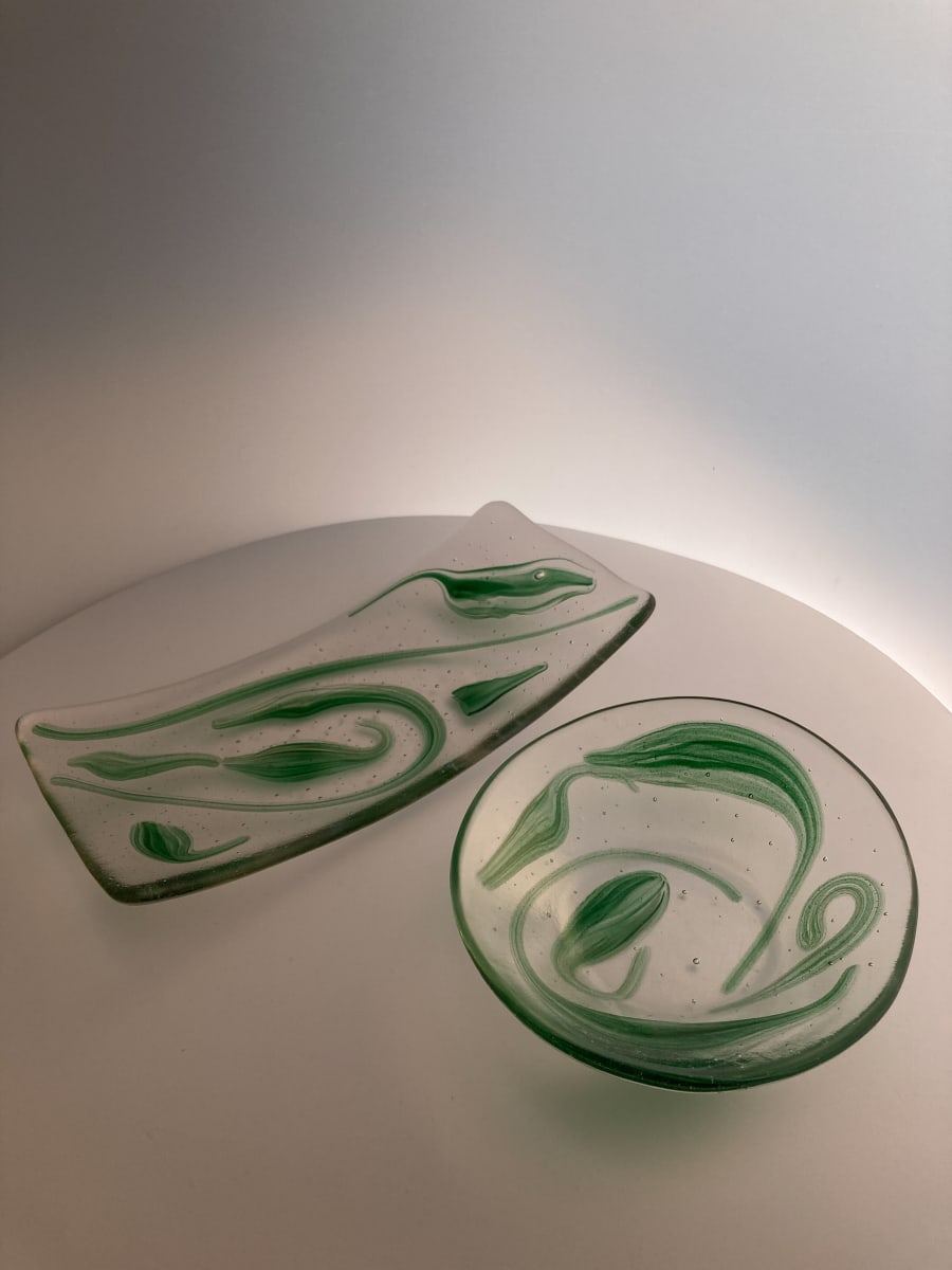 Medium Serving Dish by Shayna Heller 