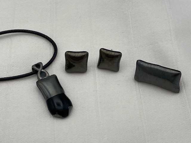 Pendant, pin and earring set. #3 by Shayna Heller, Image 3.