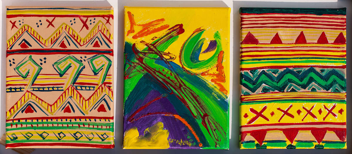 Guarda by Stivaletta, Mabel Rosario, Image 1.