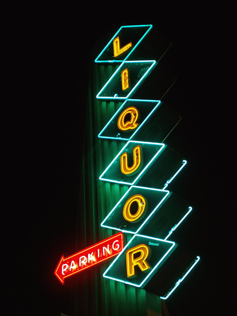 Carlson's Liquor by Mark Peacock  Image: Photograph