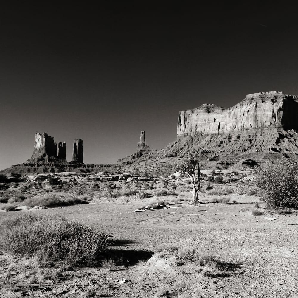 Monument Valley by Mark Peacock  Image: Photograph