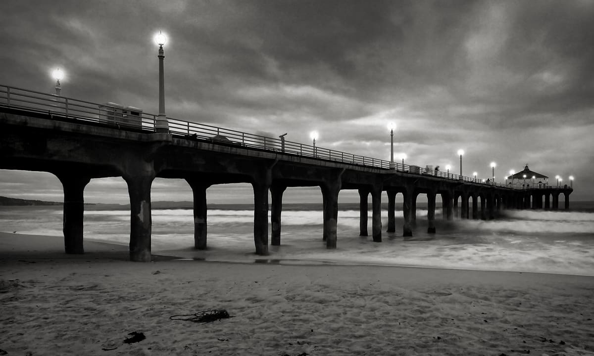 The Manhattan Beach Pier by Mark Peacock  Image: Photograph