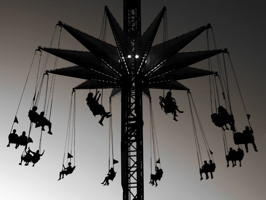 Sky Flyer by Mark Peacock  Image: Photograph