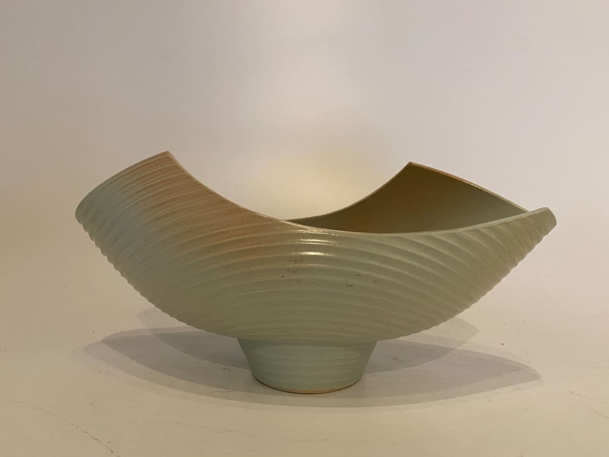 Oblong ceramic ikebana vase 