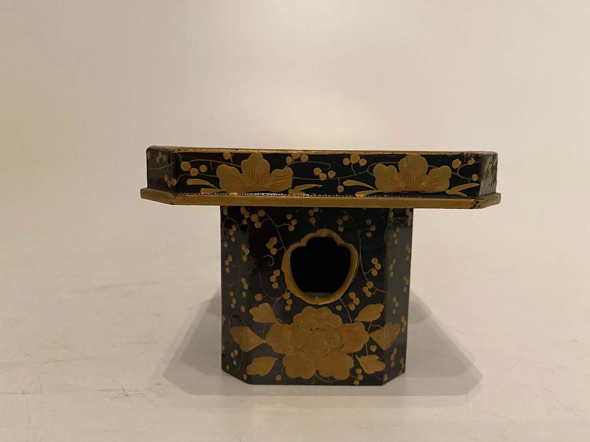 Hina dolls furniture - Table 