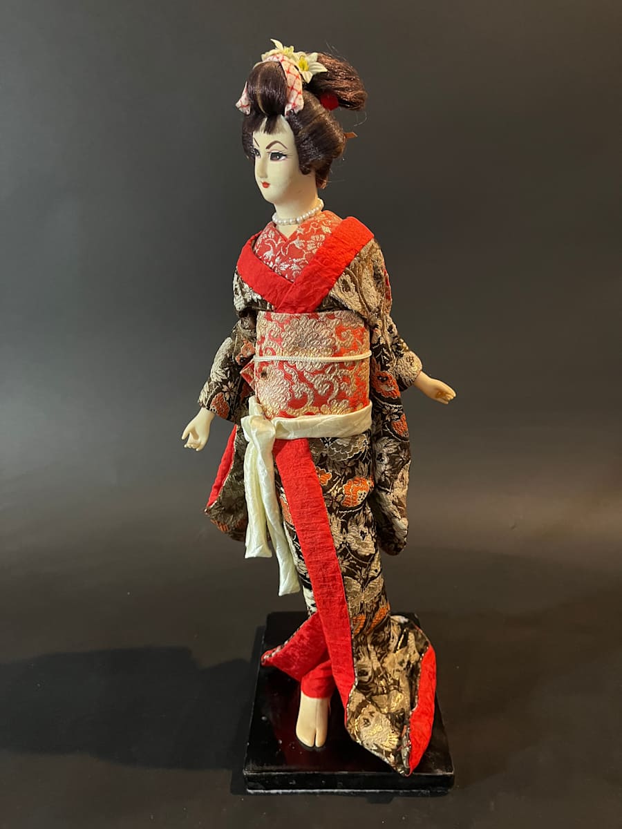 Geisha doll 