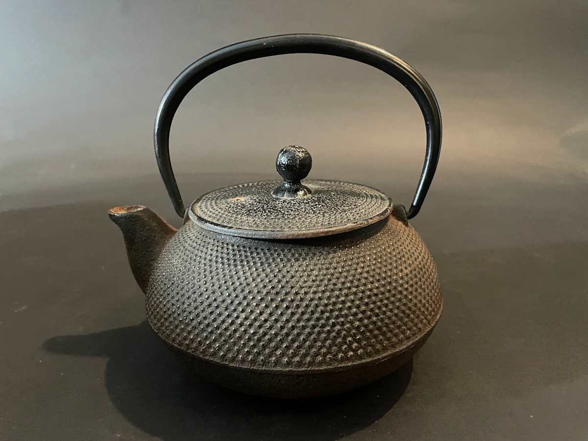 Tea kettle - Tetsubin 