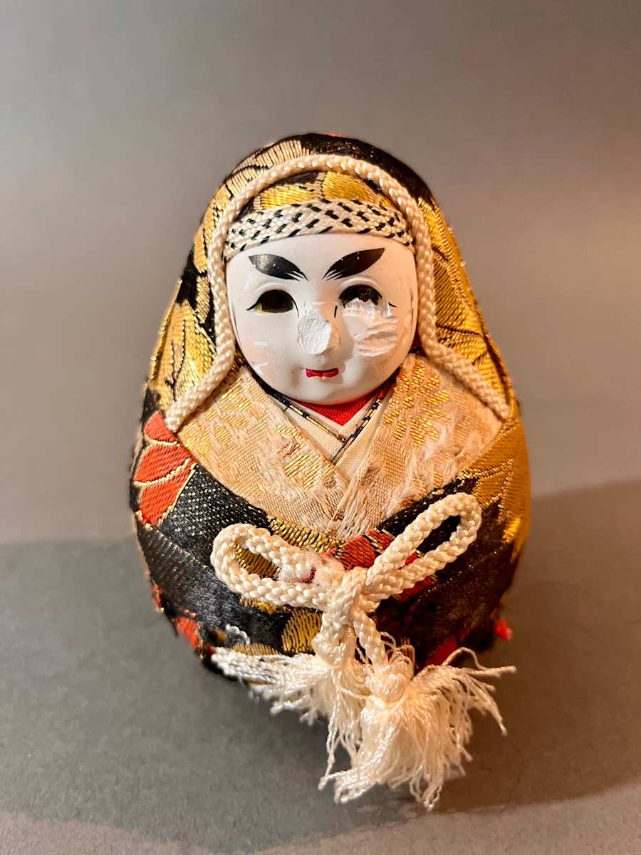 Nishiki Daruma doll - Kimekomi ningyō 