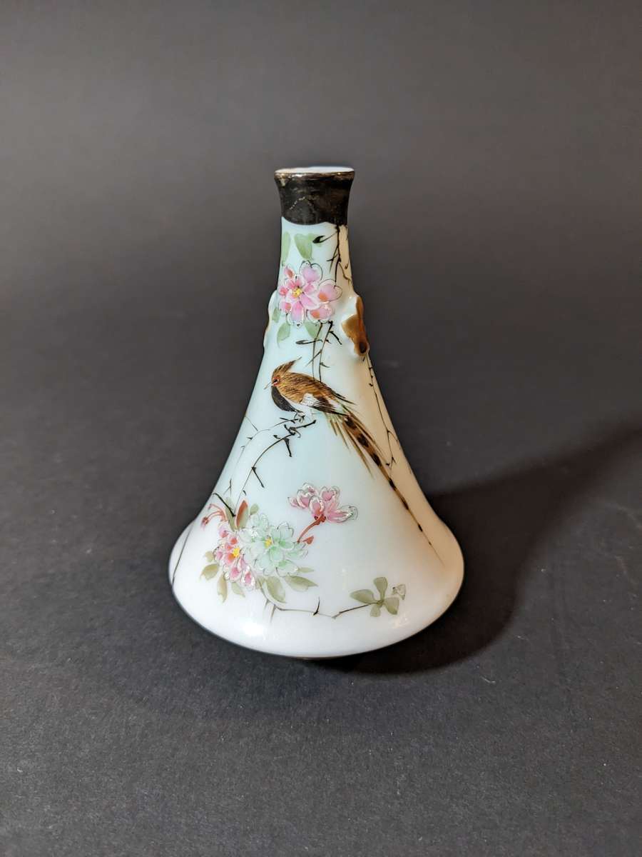 Small porcelain vase 