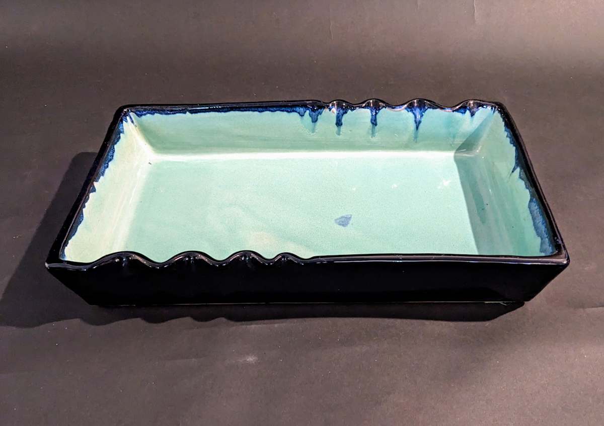 Shallow rectangular ceramic ikebana vase 