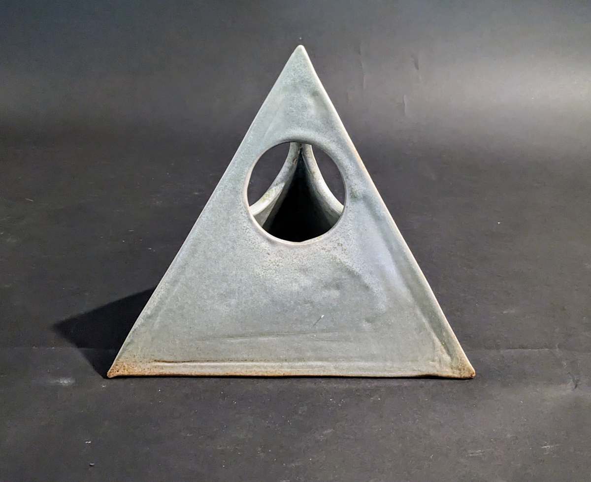 Triangular prism ceramic ikebana vase by Ping Wei 