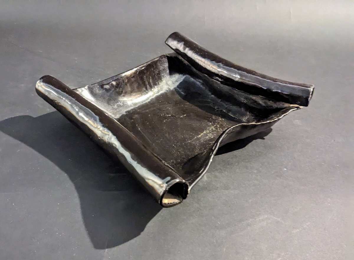 Square ceramic ikebana vase by Jody Saito 