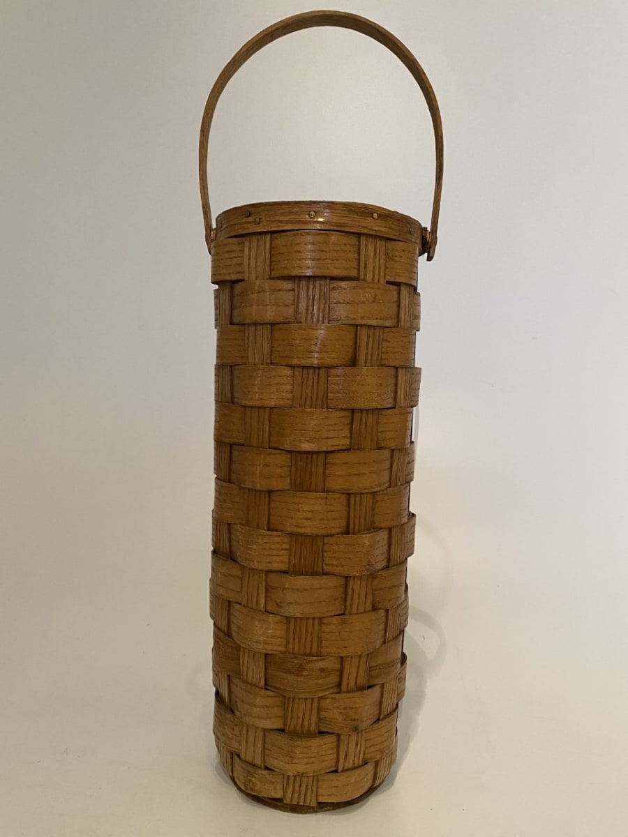 Cylindrical ikebana basket 