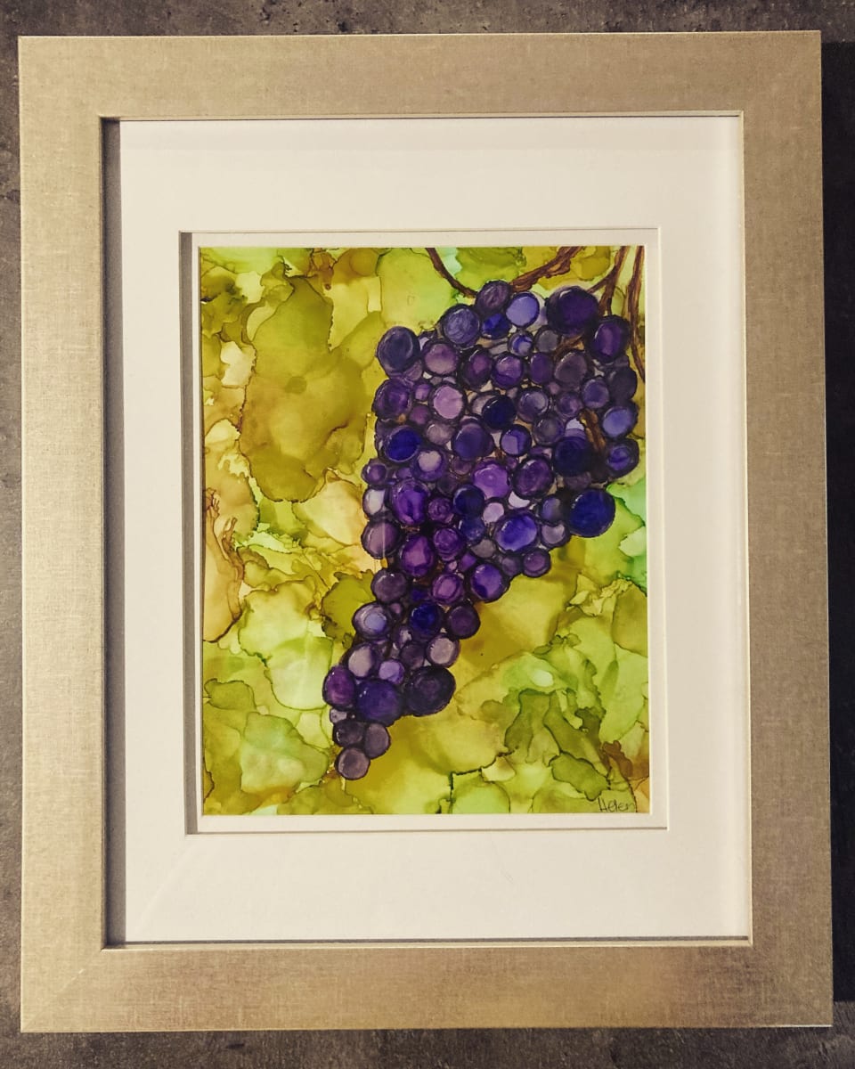 Bunch of Grapes by Helen Renfrew 