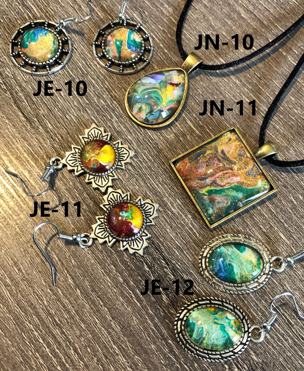 JUPITER JEWELRY: ORANGE GREEN COPPER 