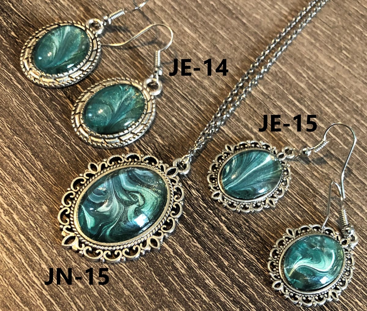 JUPITER JEWELRY: TEAL SWIRL 