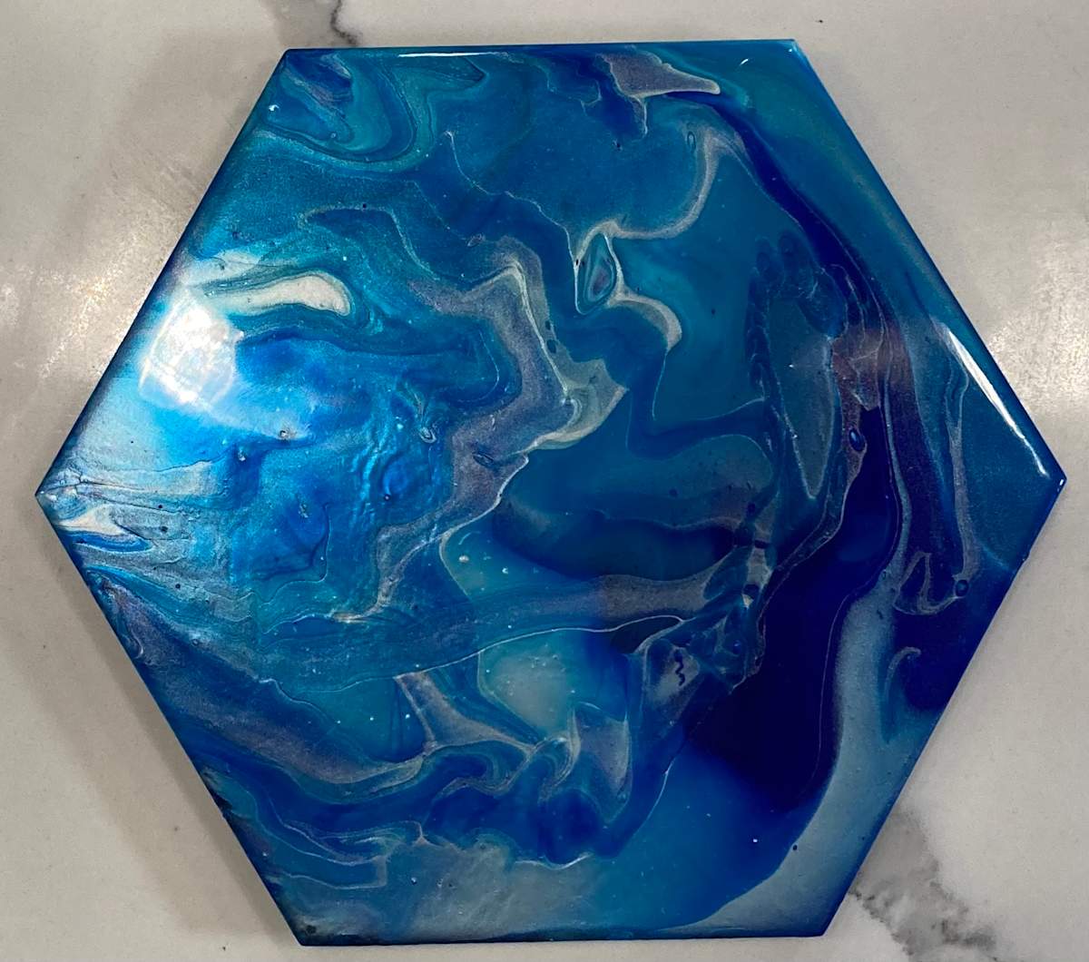 Trivet: Blue Flip, Image 1.