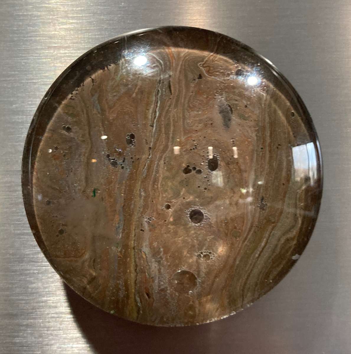 Magnets, large: Brown, Image 1.