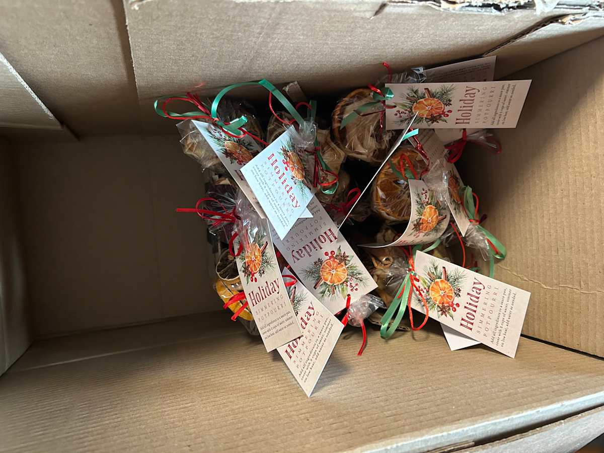 Potpourri by Lee Gray 