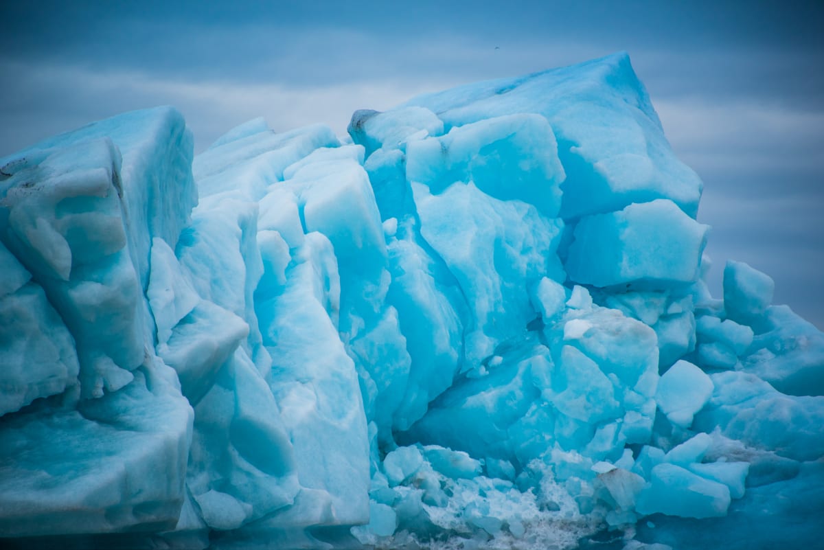 Blue Iceberg - Fjallsárlón Glacier Lagoon, Iceland 