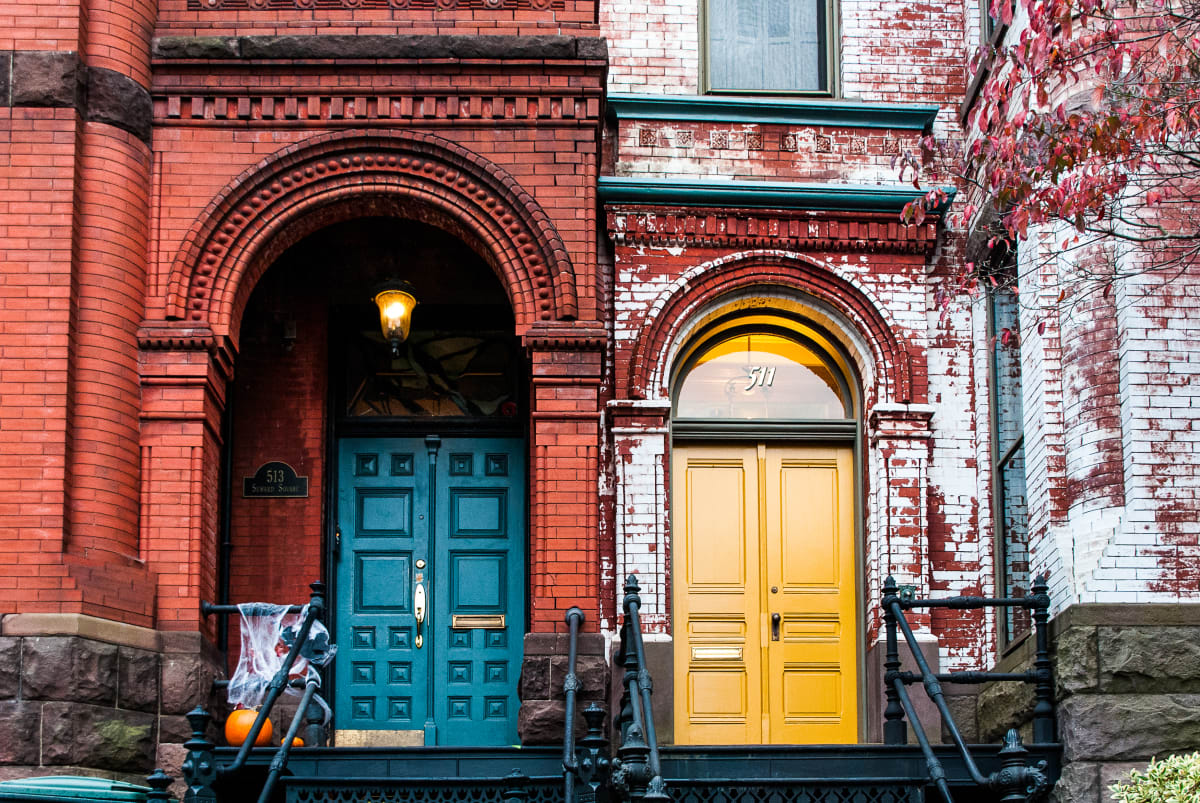 Twin Doors, Capitol Hill 