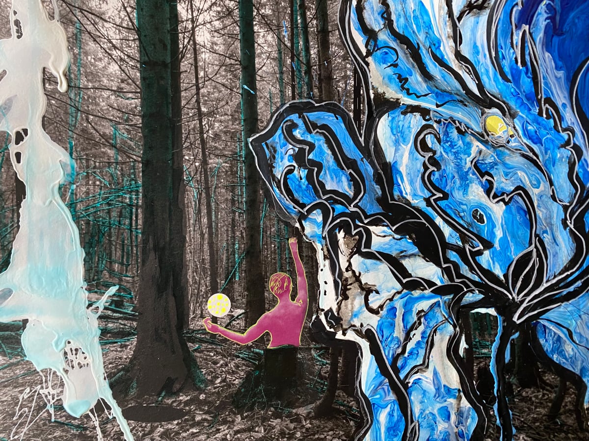 Dancing the wave by Malika Sqalli 