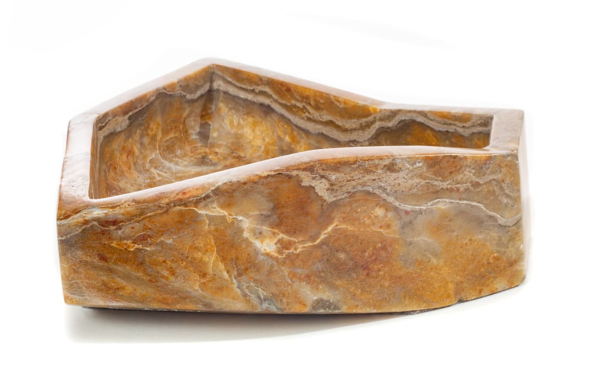 stone earth tone centerpiece by Robin Antar 