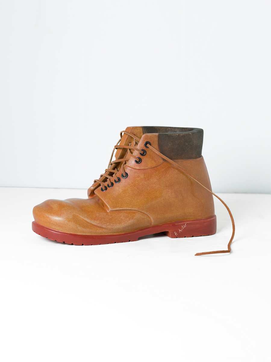 work boot 4 by Robin Antar, Image 2.