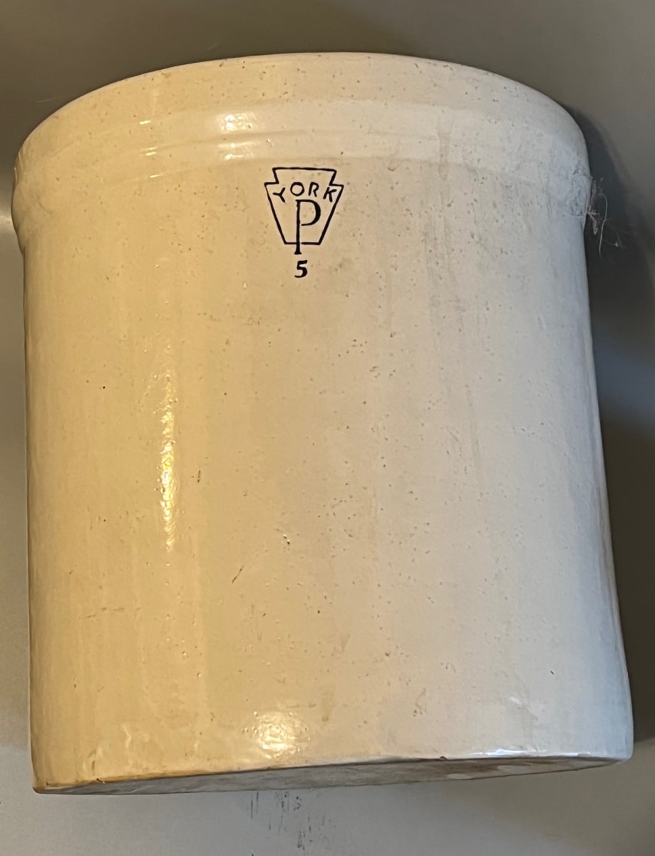 Pfaltzgraff Stoneware Crock by Pfaltzgraff Company, Image 1.