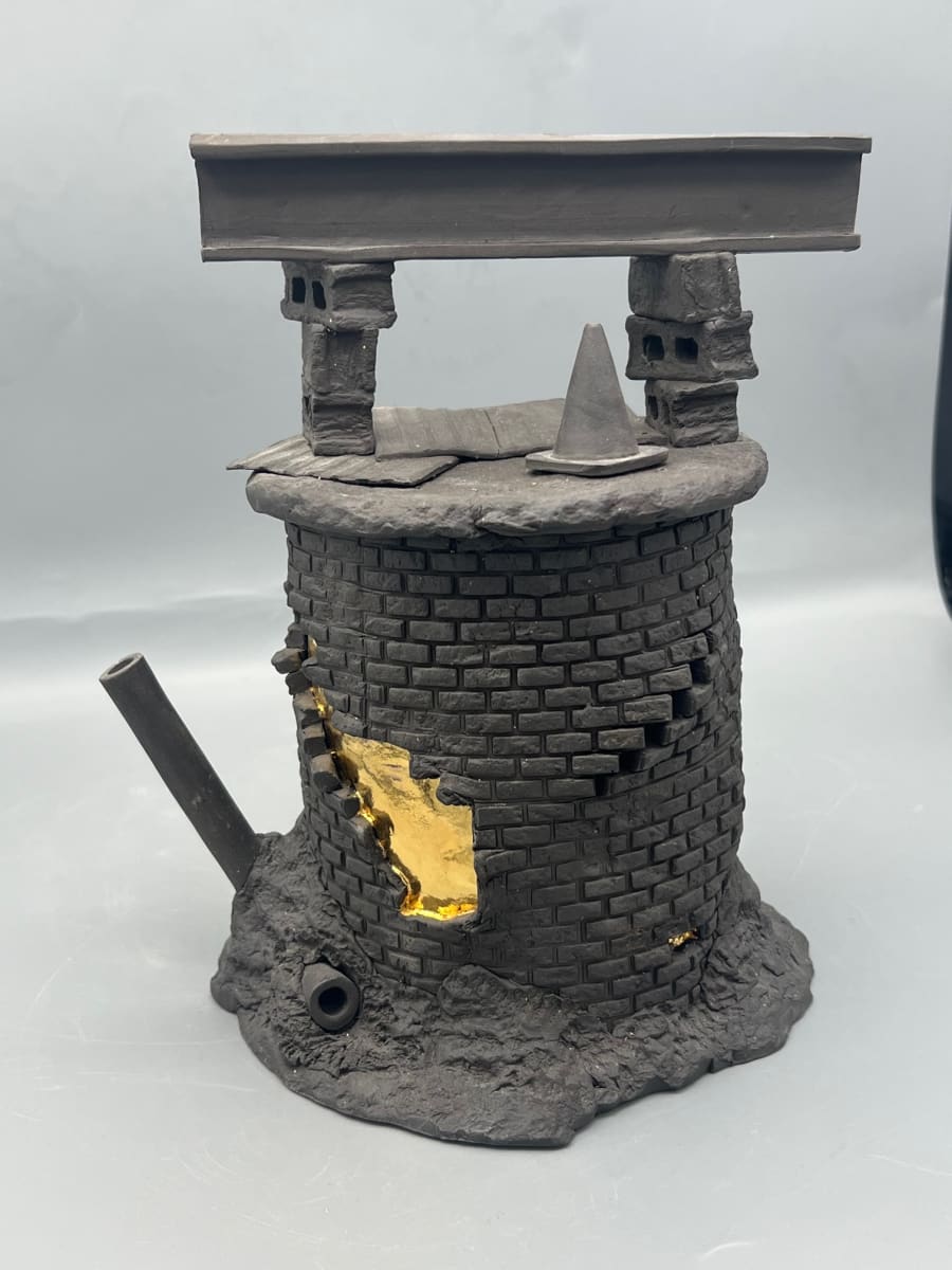 Teapot by Alex Okenfuss, Image 1.