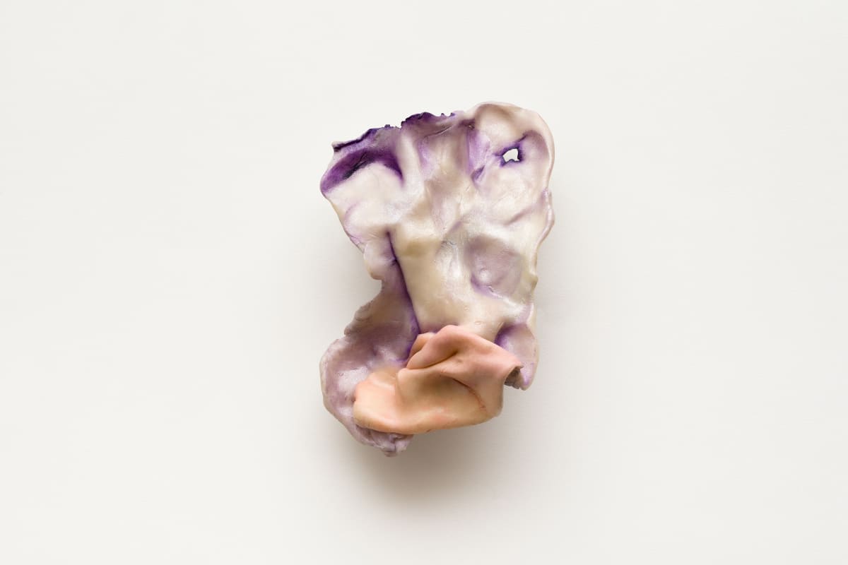 Amarrotado [Crumpled] by Gokula Stoffel 
