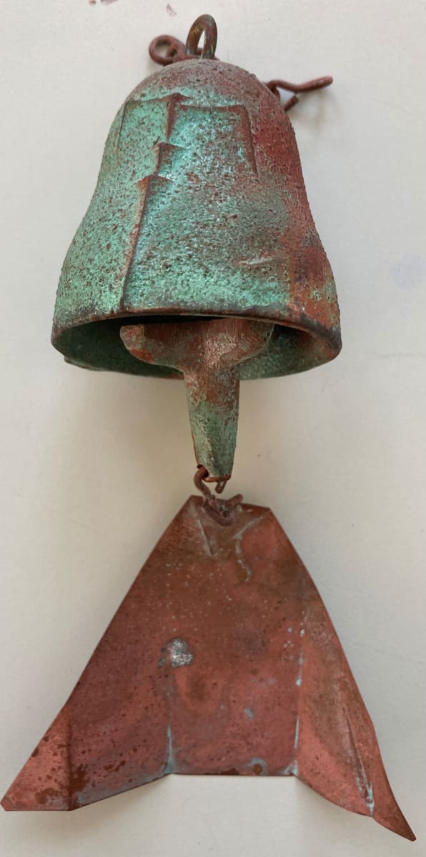 bell by Paolo Soleri 