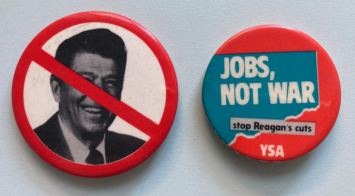 Anti-Reagan Buttons by political campaign 