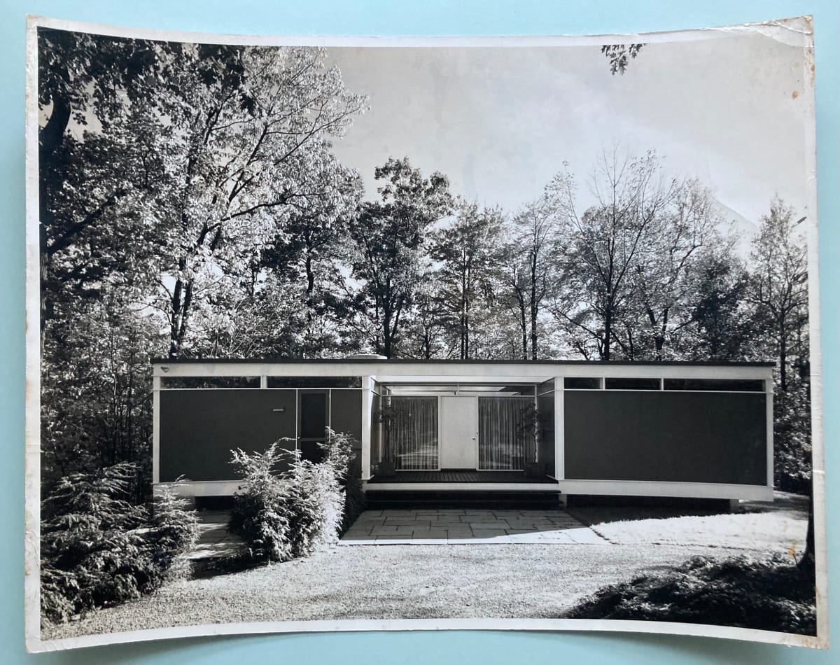Photograph of house by Ben Schnall 