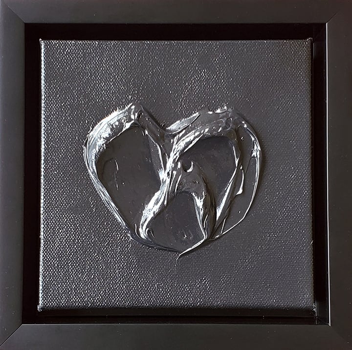 BLACK HEARTBEAT 6 
