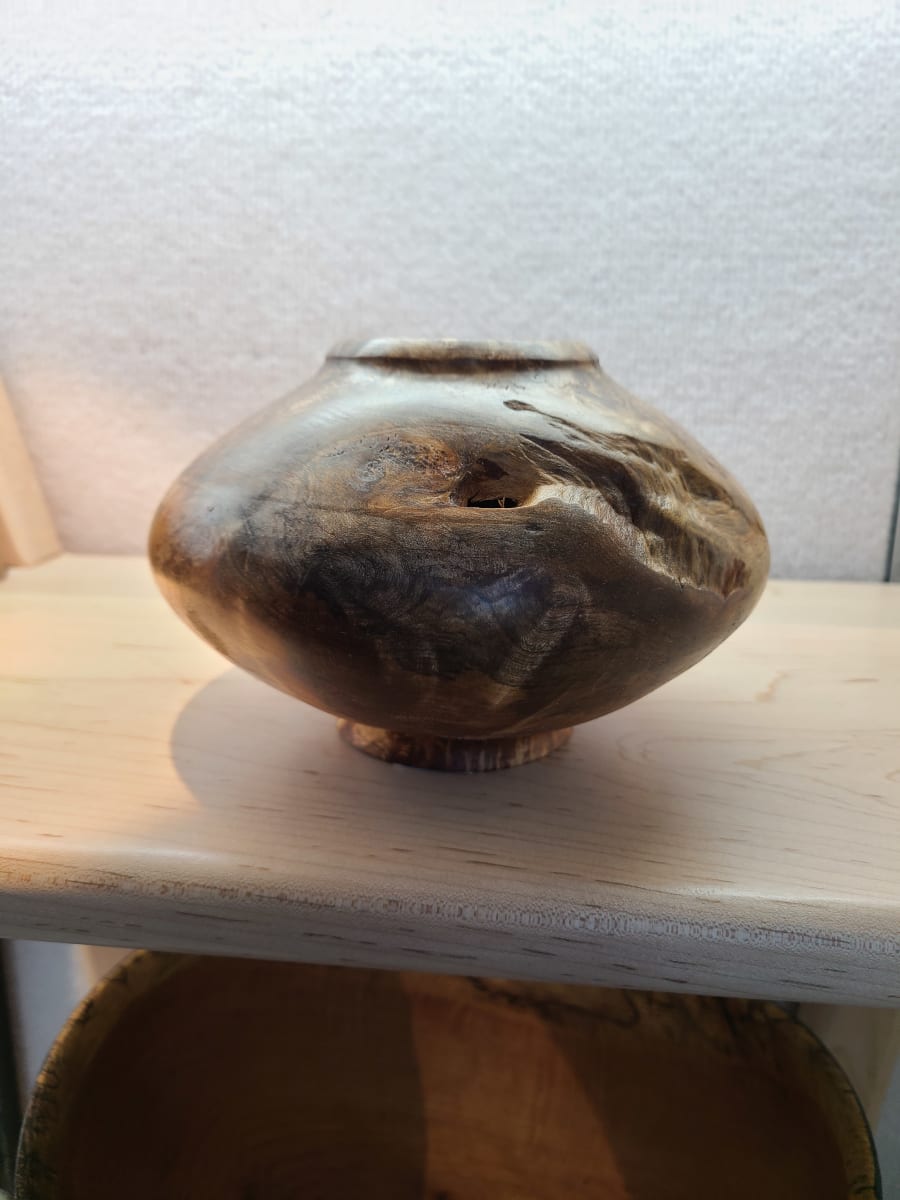 Small Maple Burl / Closed Form #045 by Bill Neville  Image: Case 3
Top Right