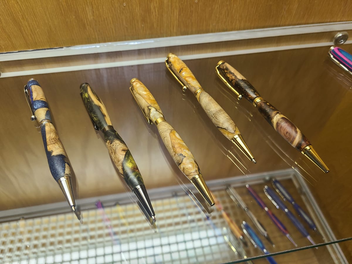 Resin and Wood Pens by Jeff Poland Winterfest 2022 
