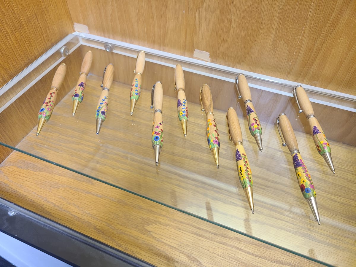 Hand Painted Flower Pens by Jeff Poland Winterfest 2022 