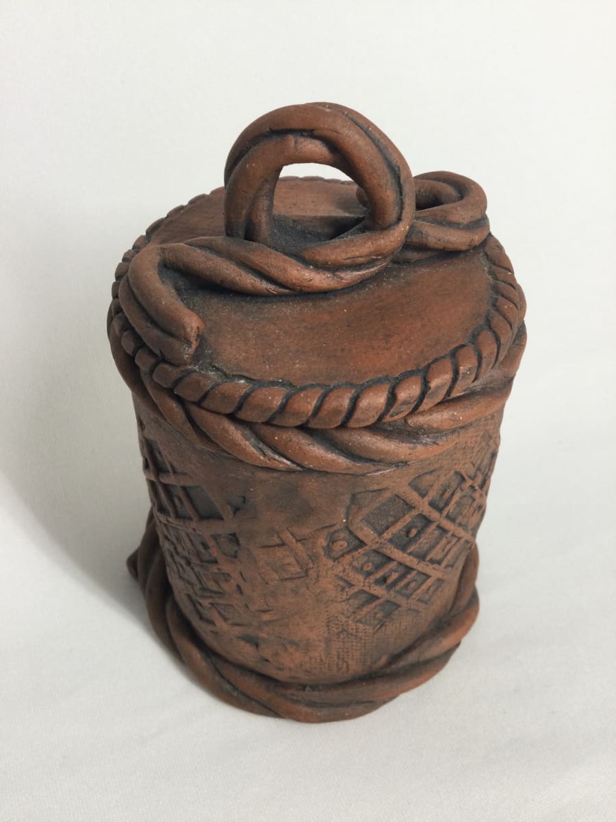 Small Twist Lidded Box by Sylvia "Skip" Cunningham 