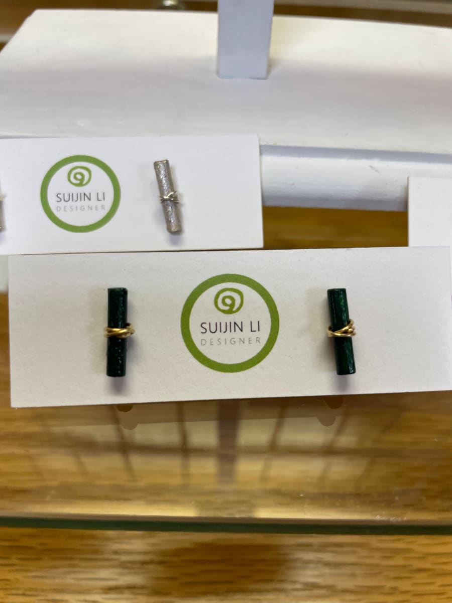 URSA studs dark green by Suijin Li 