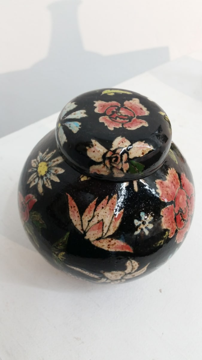 Ginger Jar - Black with Flowers, Image 2.