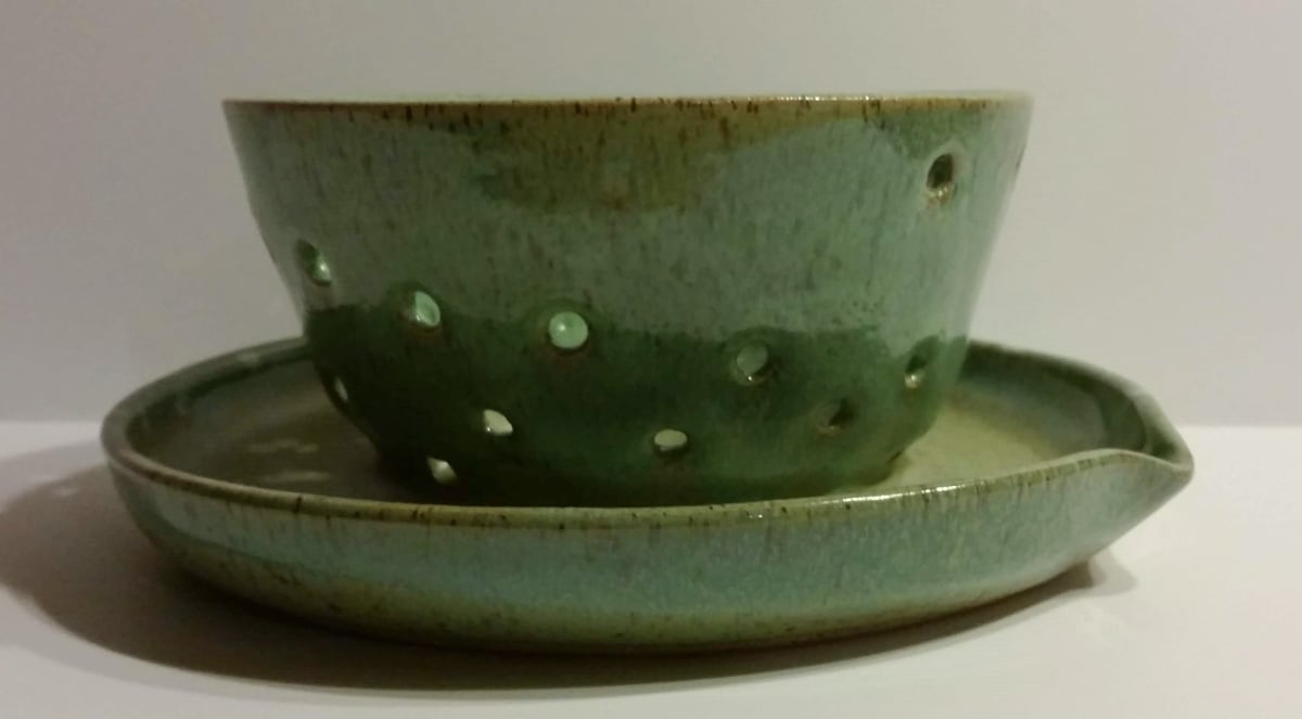 Berry Bowl - Green 2 