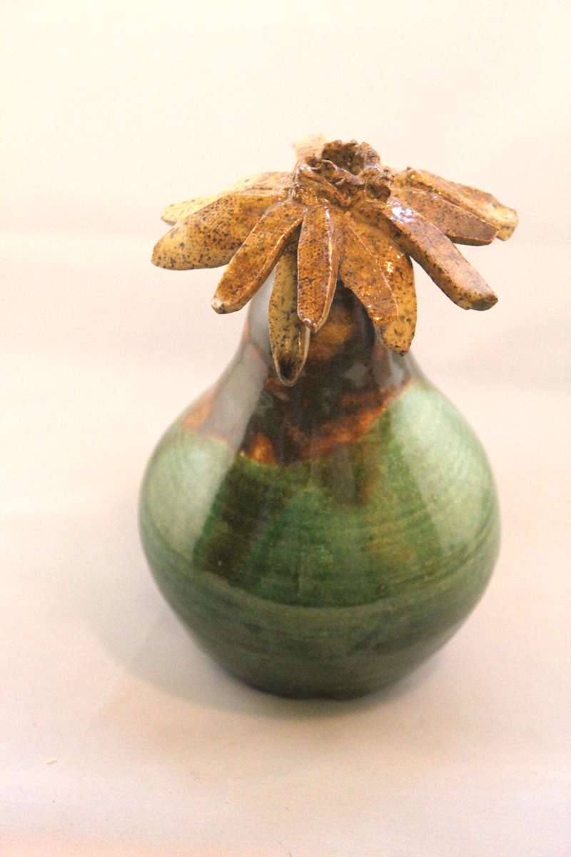 Daisy Vase, Image 1.
