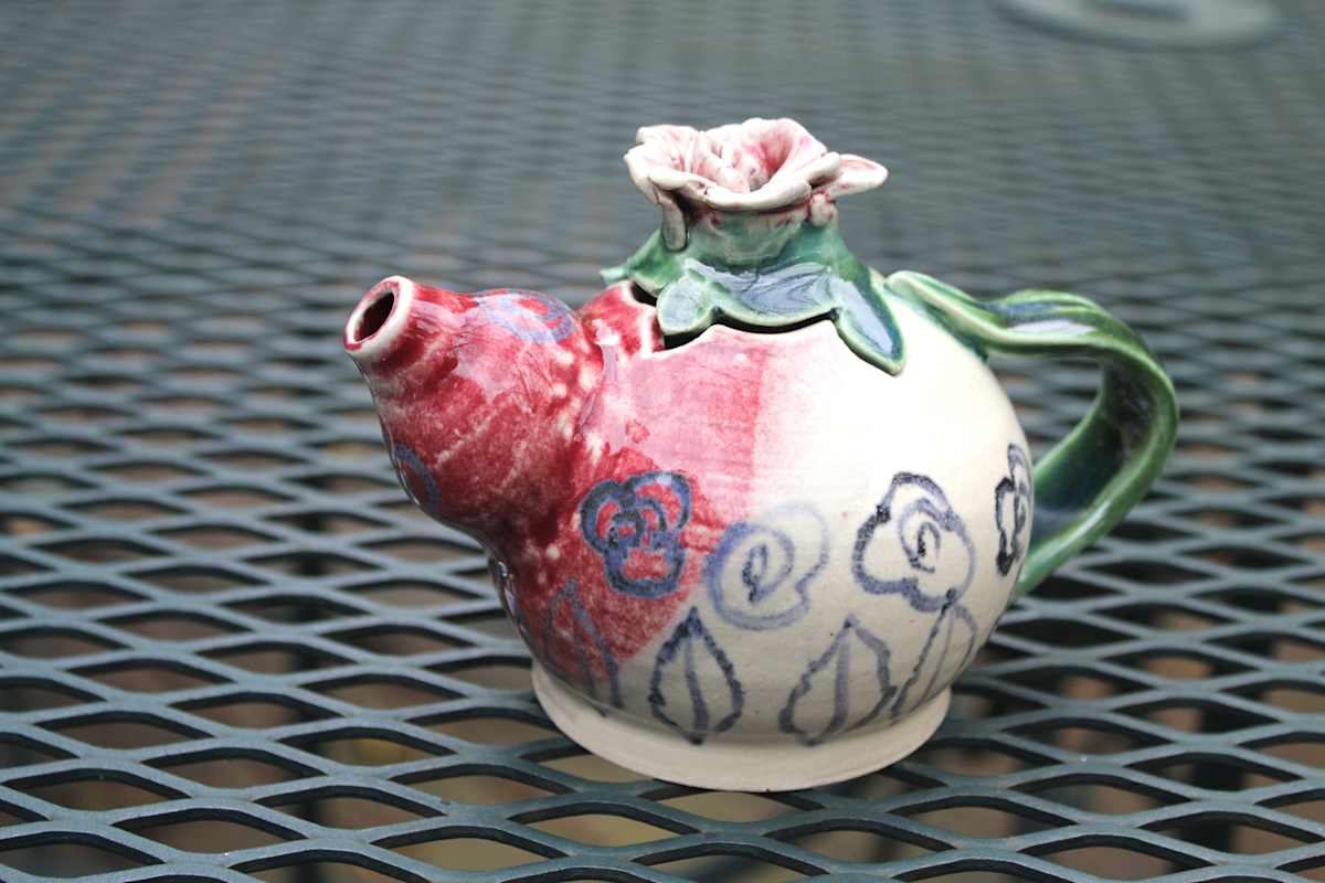 Rose Teapot, Image 2.