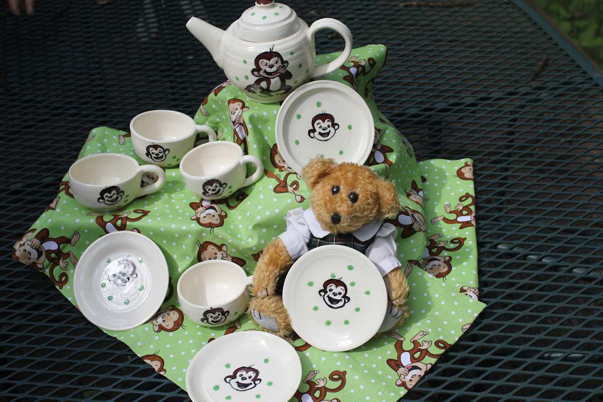 Monkey Tea Set, Image 2.