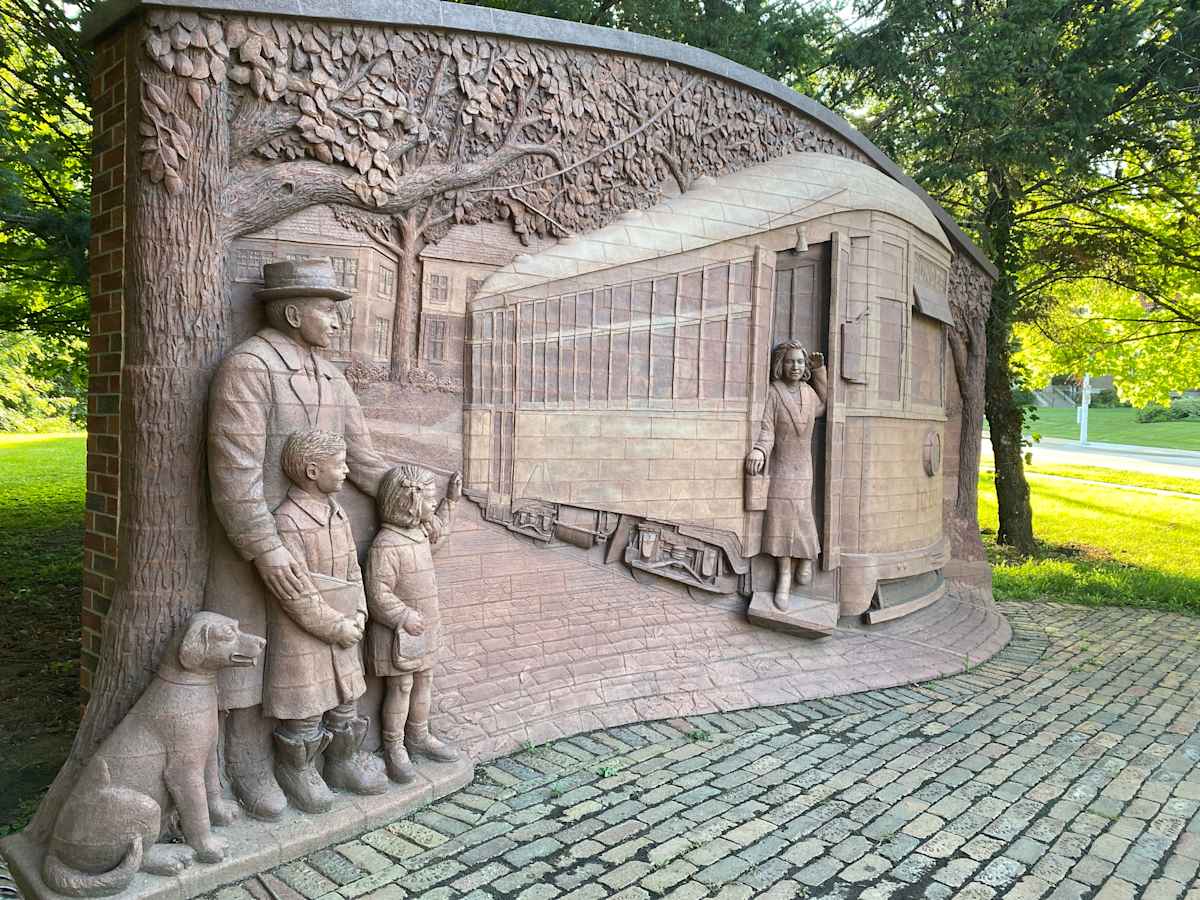 Dundee Streetcar by Images in Brick, Image 2.