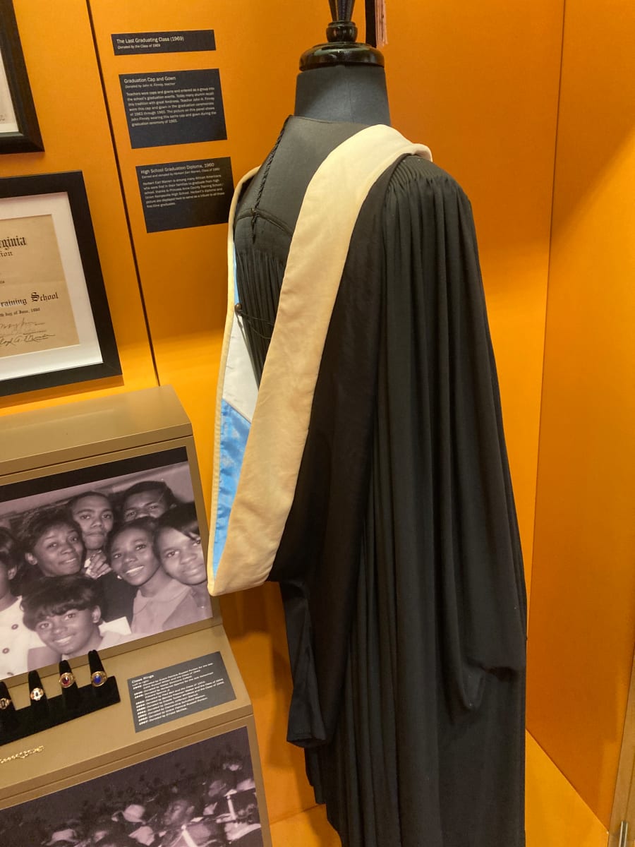 Graduation Hood by Bentley & Simon  Image: Graduation hood, side view